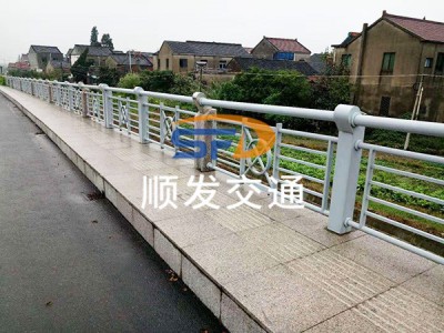河道护栏图1
