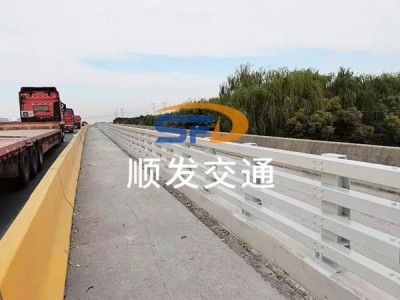 河道护栏图1