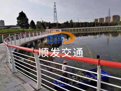 河道护栏图1