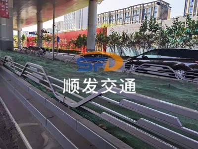 边缘护栏图1