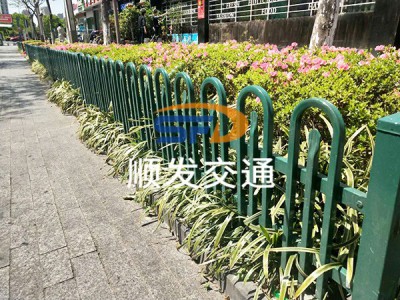 草坪护栏图1