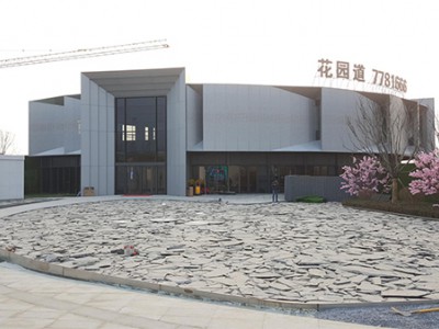 简介：