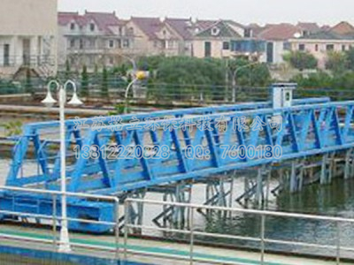 HX型行车式吸泥机图1