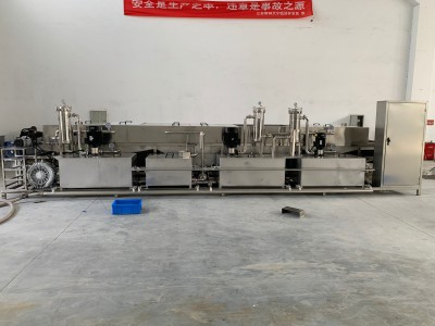 通过式超声波清洗机图1