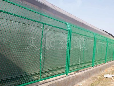 护栏网图1