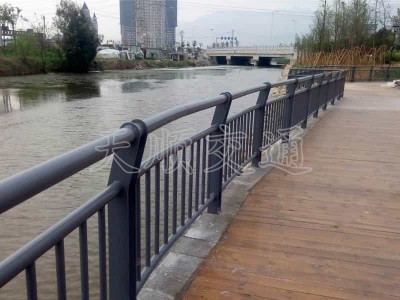桥梁河道护栏图1