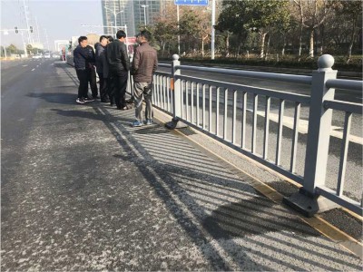 简介：
