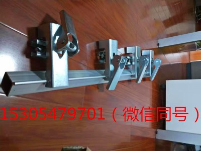 夹持器  防溢裙板夹持器  防溢裙板专用夹持器图1