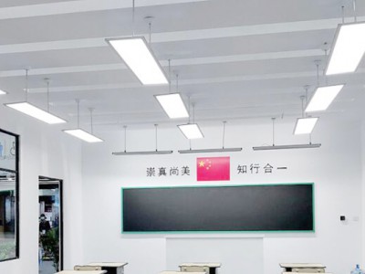 简介：