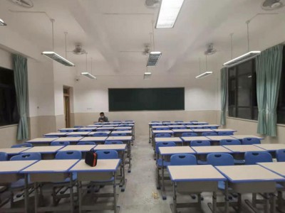 简介：
