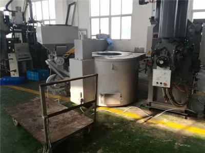 生物质坩埚熔化炉图1