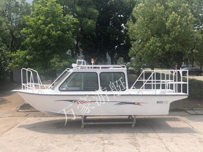 WH650铝合金半棚艇图1