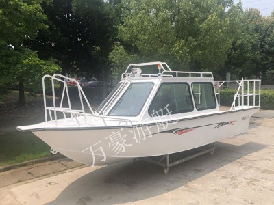 WH650铝合金半棚艇图2
