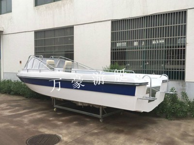 WH680敞开艇图2