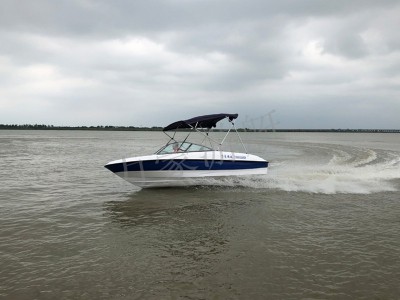 WH550小游艇图3