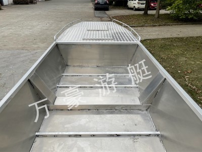 WH700铝合金内湖渔船图4