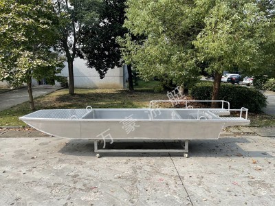 WH550铝合金内湖渔船图1