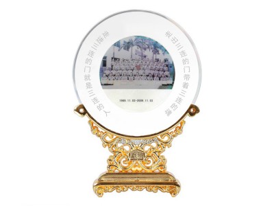 吉林市奖杯定制行业精英雄鹰展翅金属老鹰定做傲视天下摆件图6