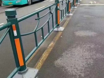 道路护栏