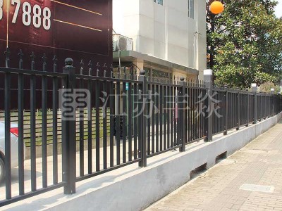 边缘护栏图1